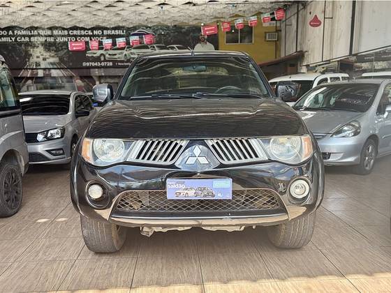 MITSUBISHI L200 TRITON 3.2 HPE 4X4 CD 16V TURBO INTERCOOLER DIESEL 4P AUTOMÁTICO